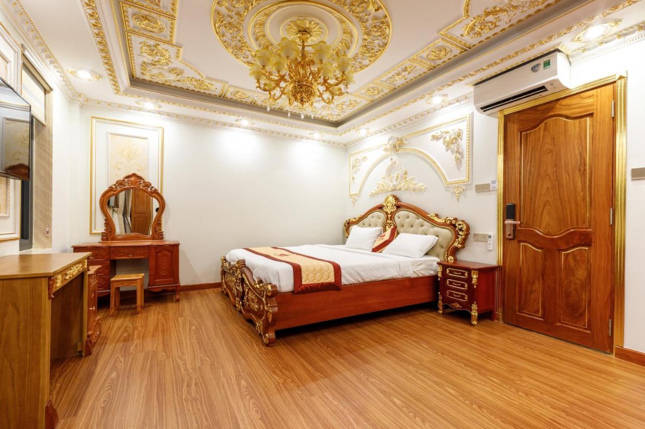 Tri Tam Hotel - Khach San Tri Tam Ben Luc Esterno foto