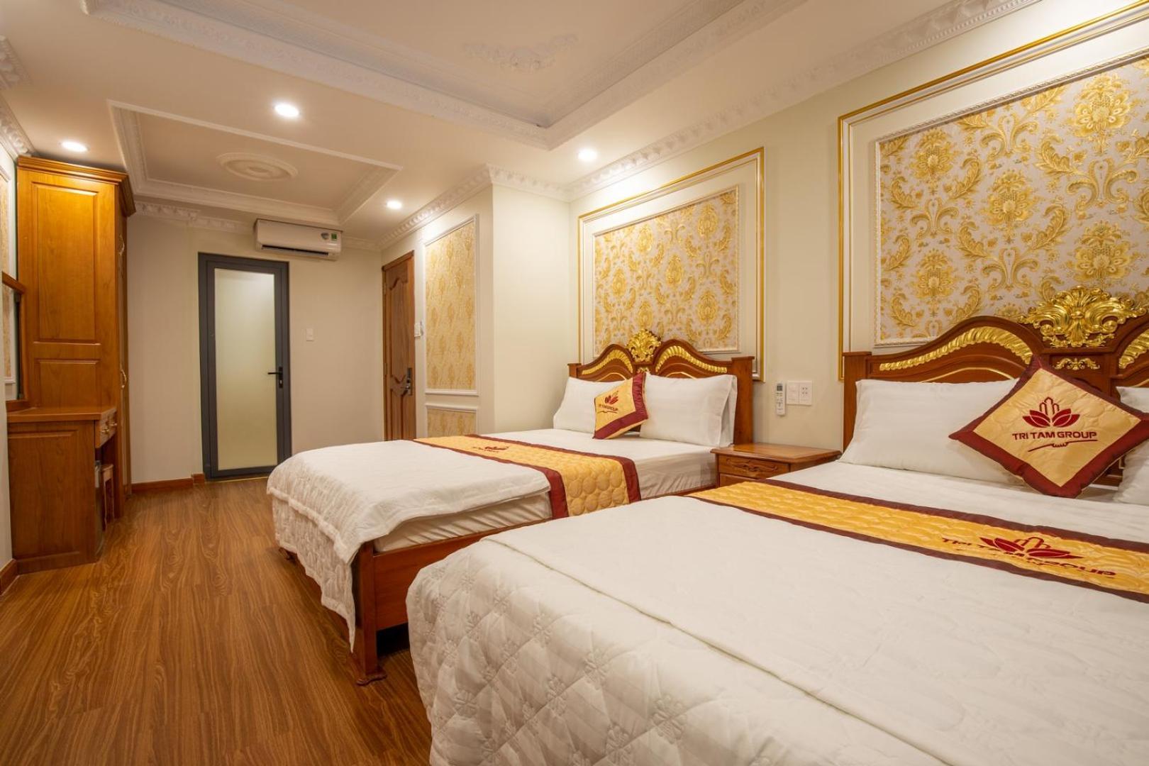 Tri Tam Hotel - Khach San Tri Tam Ben Luc Esterno foto