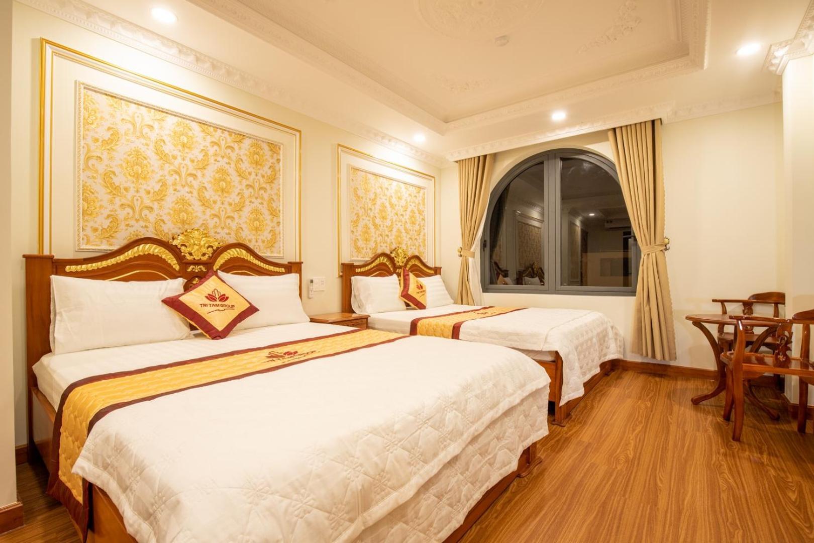 Tri Tam Hotel - Khach San Tri Tam Ben Luc Esterno foto